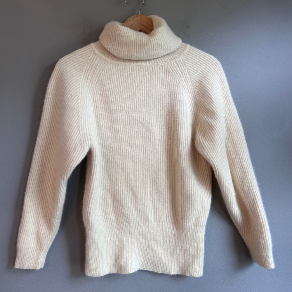 Caren Charles Cream Lambswool Angora Turtleneck Ribbed Sweater Vintage Medium